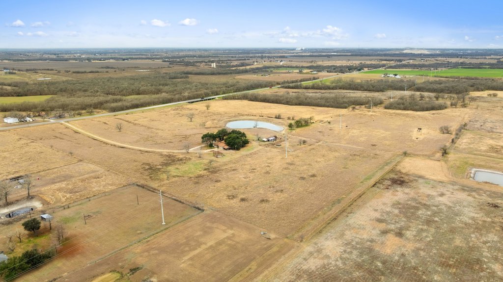 9562 Highway 53 Temple, TX 76501 - Photo 22 of 40 a view of an ocean beach