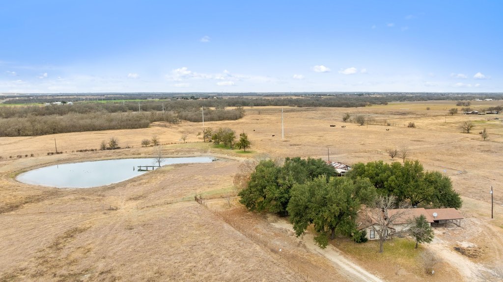 9562 Highway 53 Temple, TX 76501 - Photo 33 of 40 a view of an ocean and beach