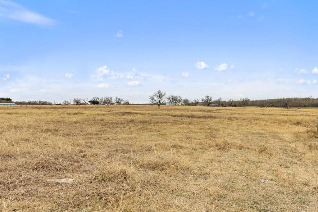9562 Highway 53 Temple, TX 76501 - Photo 34 of 40 a view of an ocean