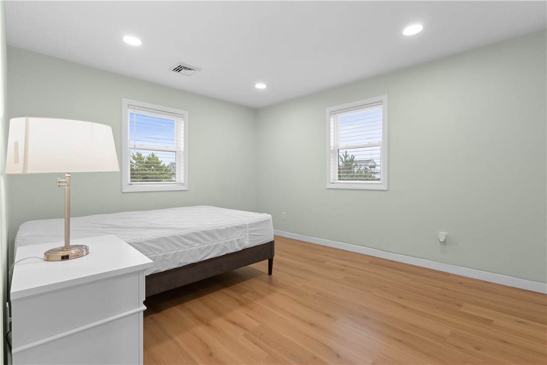 446 Atlantic Avenue Westerly, RI 02891 - Photo 12 of 36