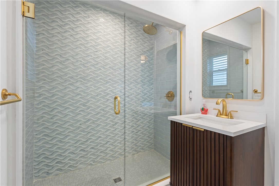 446 Atlantic Avenue Westerly, RI 02891 - Photo 19 of 36