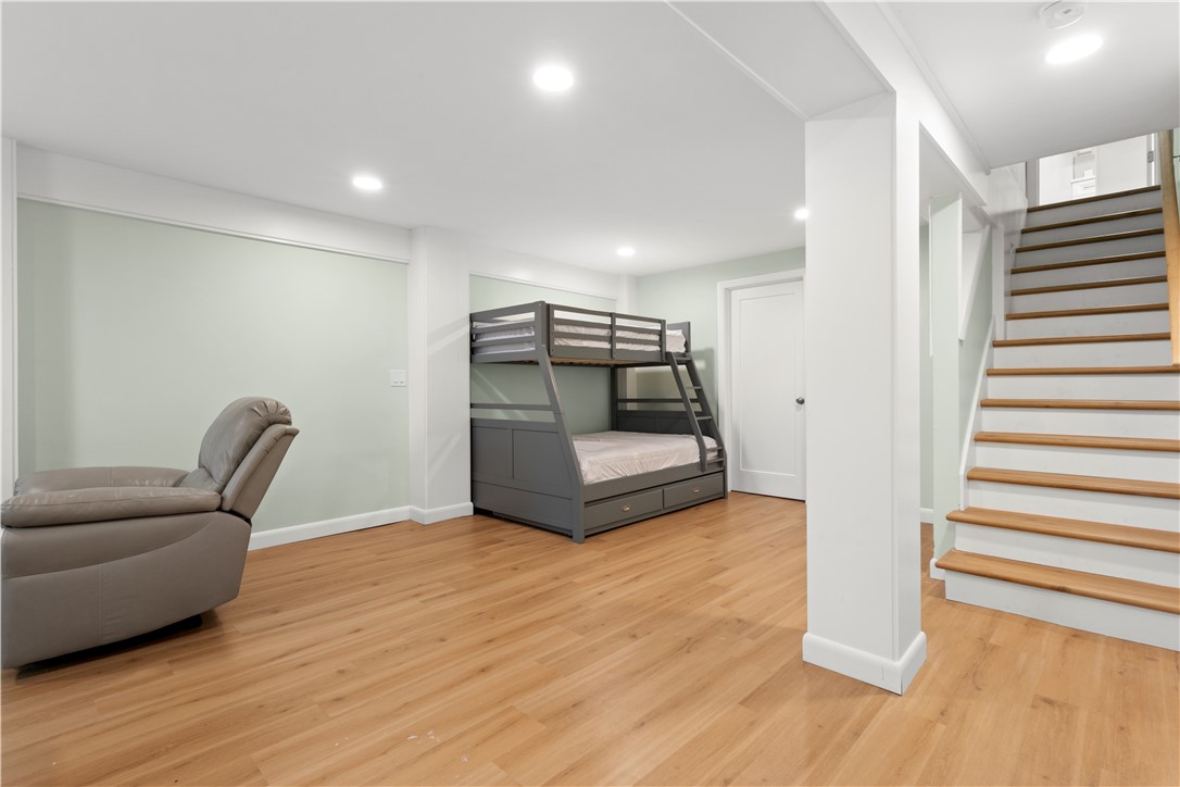 446 Atlantic Avenue Westerly, RI 02891 - Photo 20 of 36