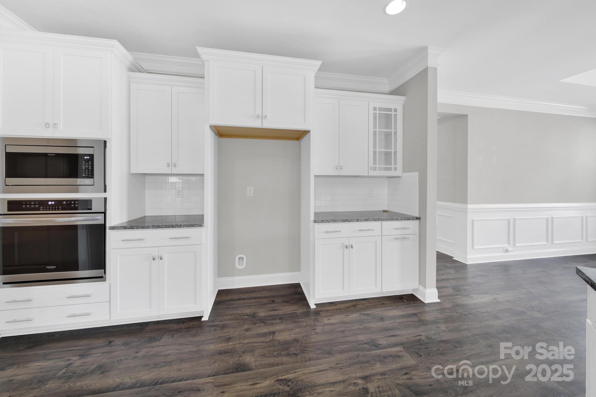 7094 Bareland Road Fort Mill, SC 29707 - Photo 8 of 39 Gallery Image 8