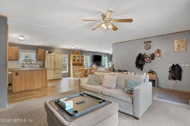 $271,900 | 4527 Bondarenko Road, Keystone Heights, FL 32656