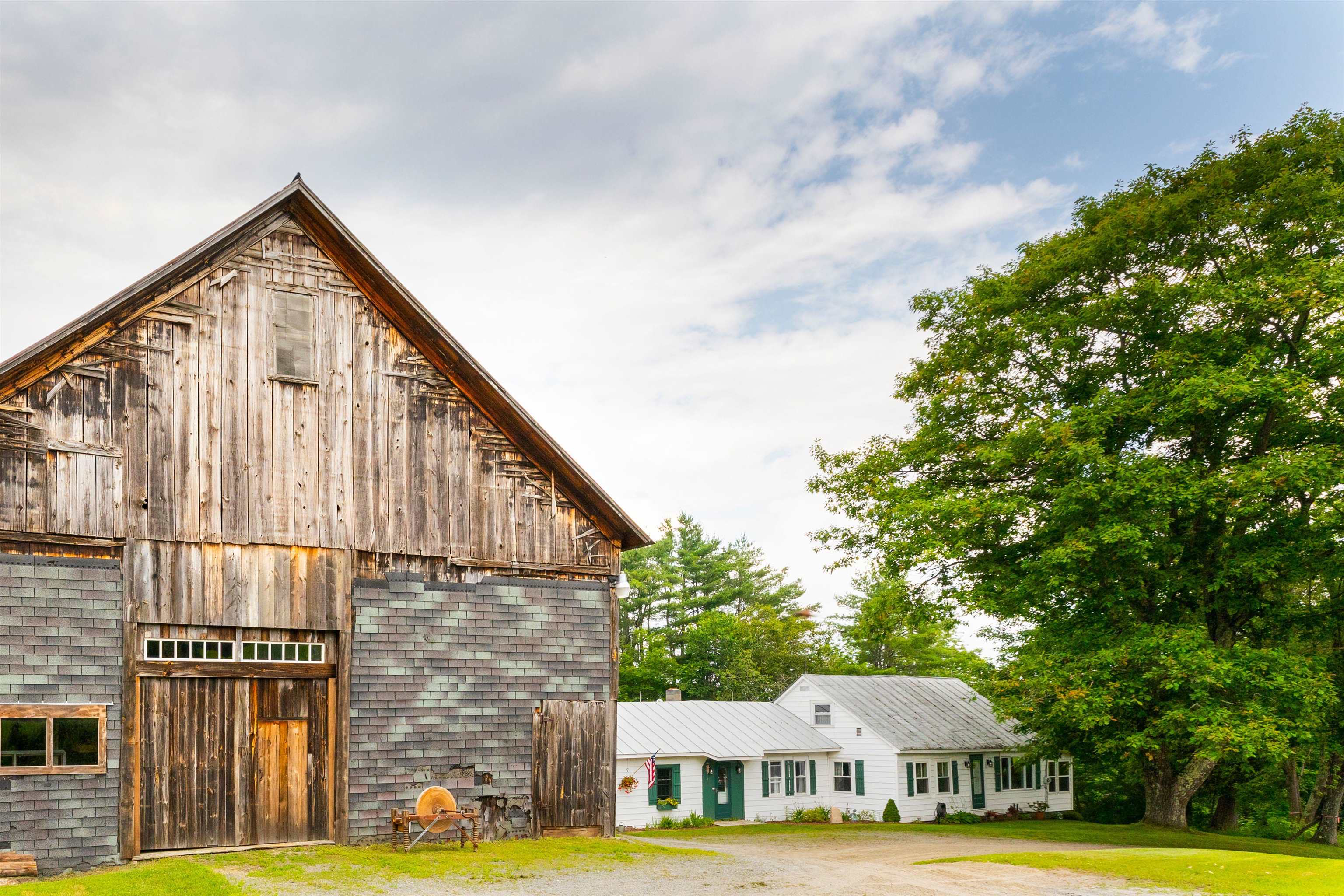 432 S Road Bradford, VT 05033 - Photo 8 of 24