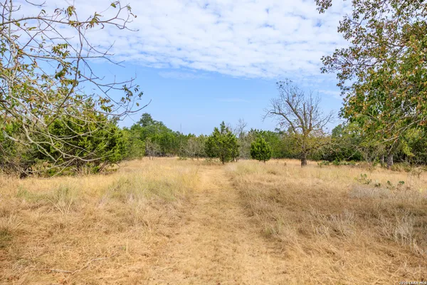 $1,495,000 | 957 Cedar Hills Drive, Fredericksburg, TX 78624