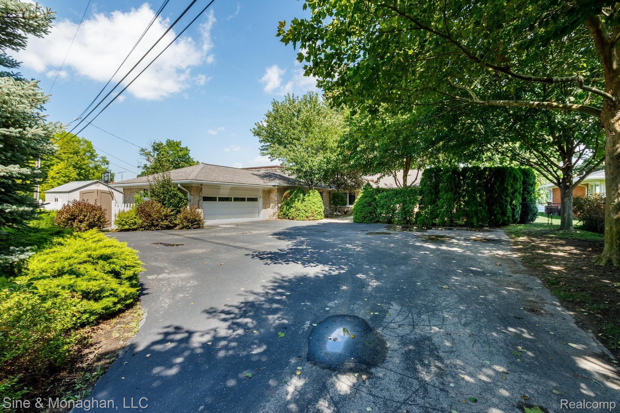 1317 River Road St. Clair, MI 48079 - Photo 5 of 46 5 BACK OF HOME W PRIVACY 1317 River Rd-1.jpg