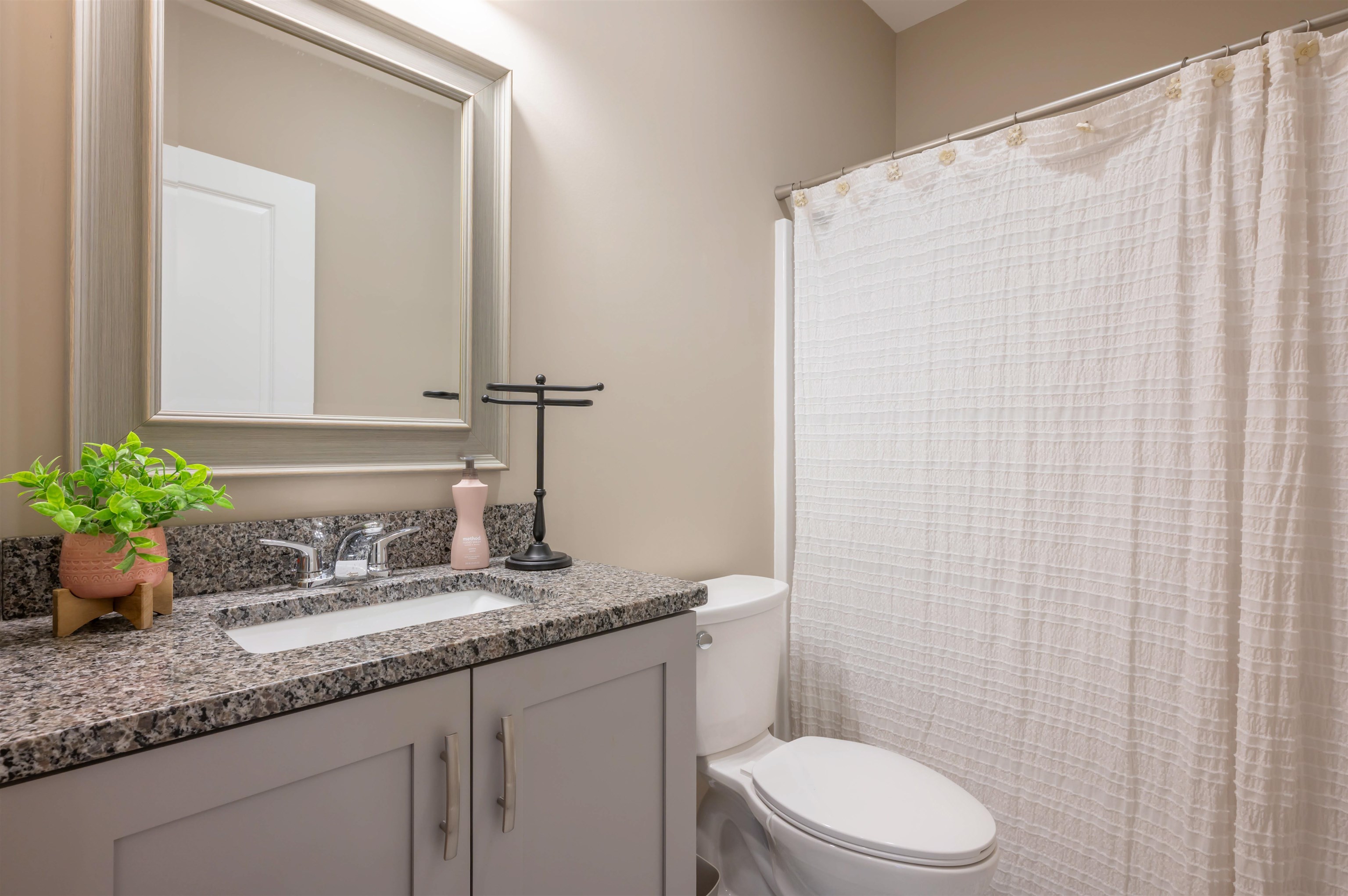 16 Currier Lane Fremont, NH 03044 - Photo 15 of 21
