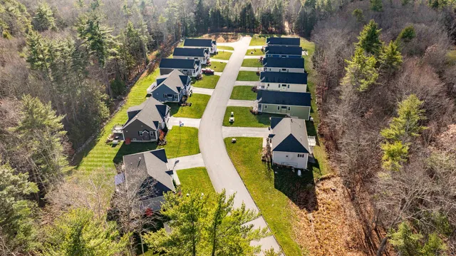 $535,000 | 16 Currier Lane, Fremont, NH 03044