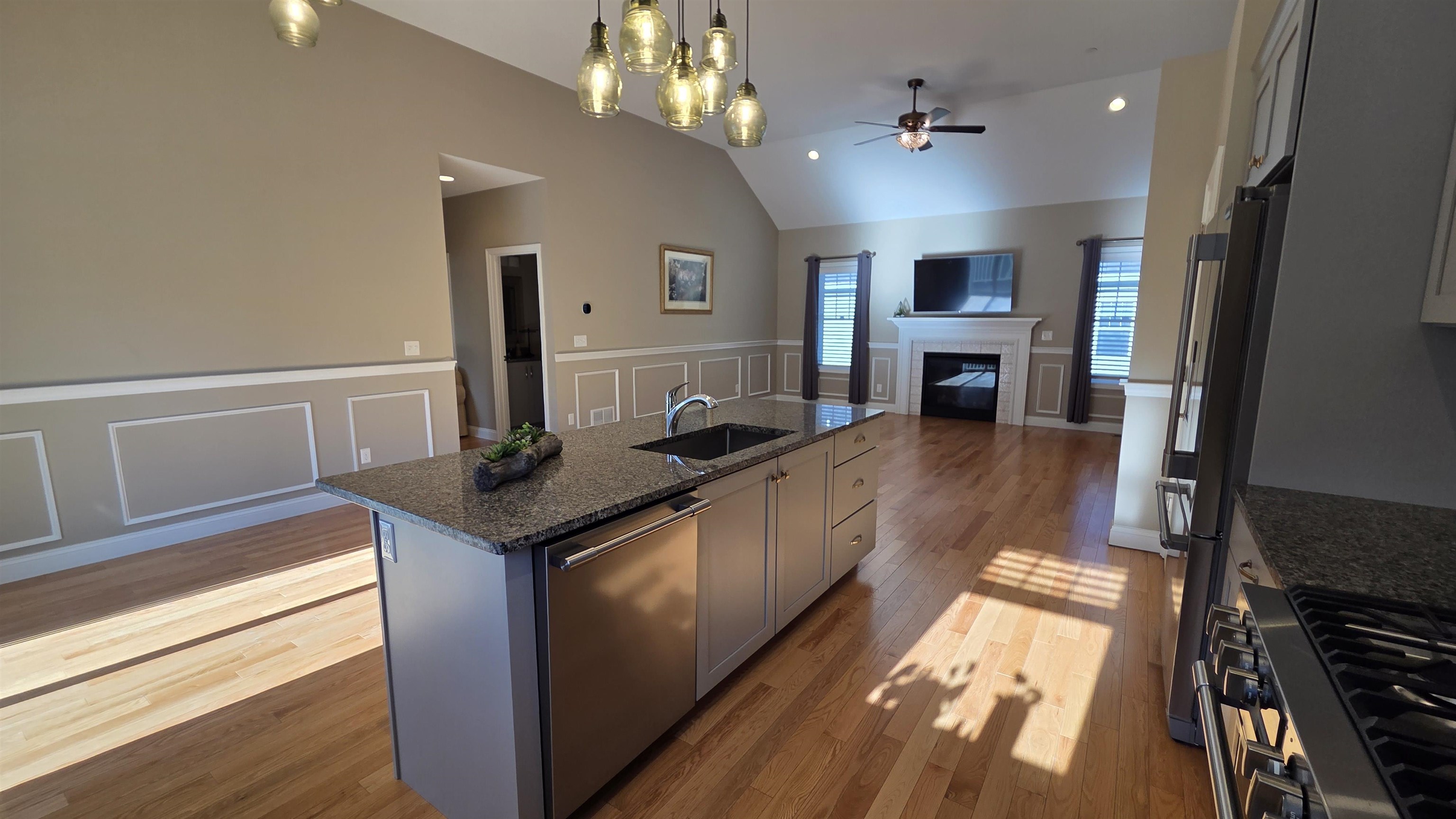 16 Currier Lane Fremont, NH 03044 - Photo 8 of 21