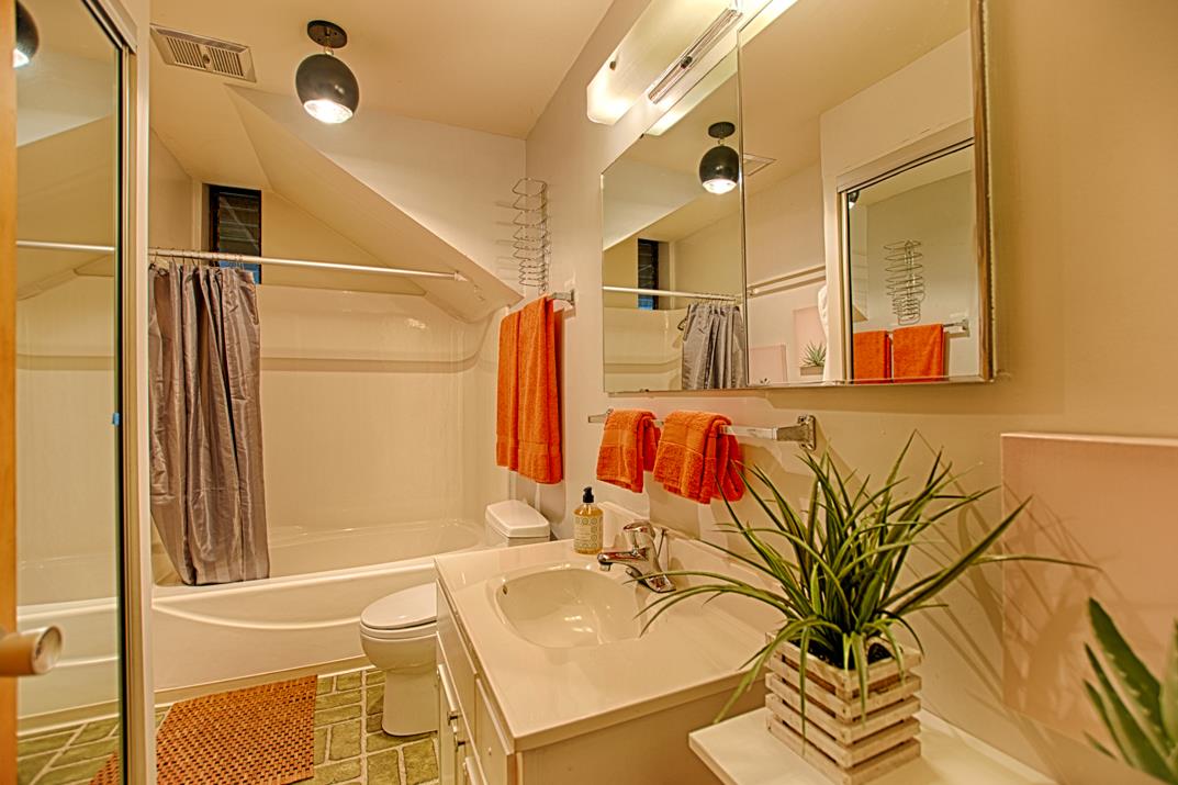 1271 Sylvan Road Monterey, CA 93940 - Photo 13 of 25 Gallery Image 13