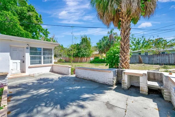 $3,000 | 6348 7th Avenue North, St. Petersburg, FL 33710