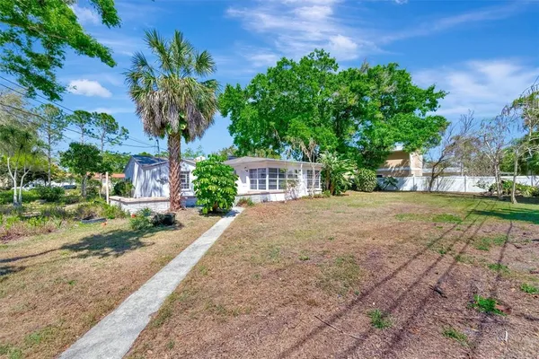 $3,000 | 6348 7th Avenue North, St. Petersburg, FL 33710