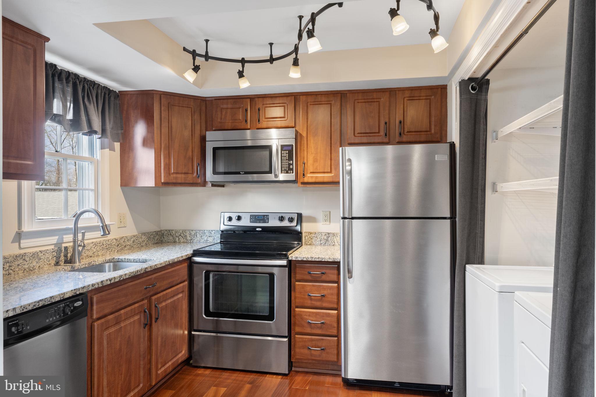 306 Yardley Commons Yardley, PA 19067 - Photo 12 of 27