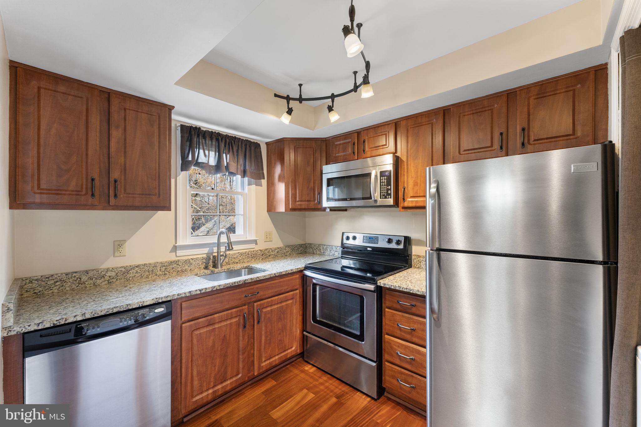 306 Yardley Commons Yardley, PA 19067 - Photo 13 of 27