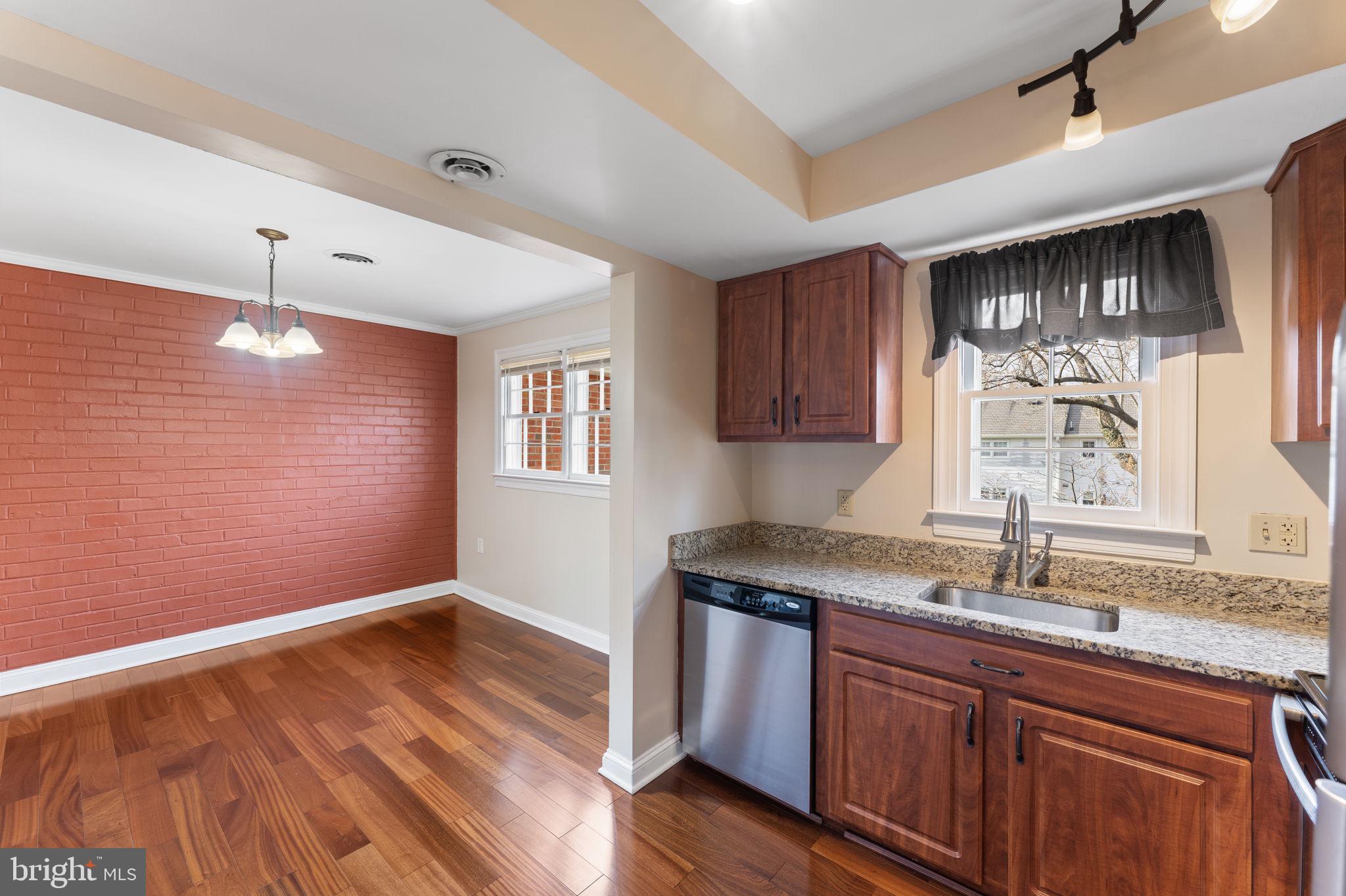 306 Yardley Commons Yardley, PA 19067 - Photo 15 of 27