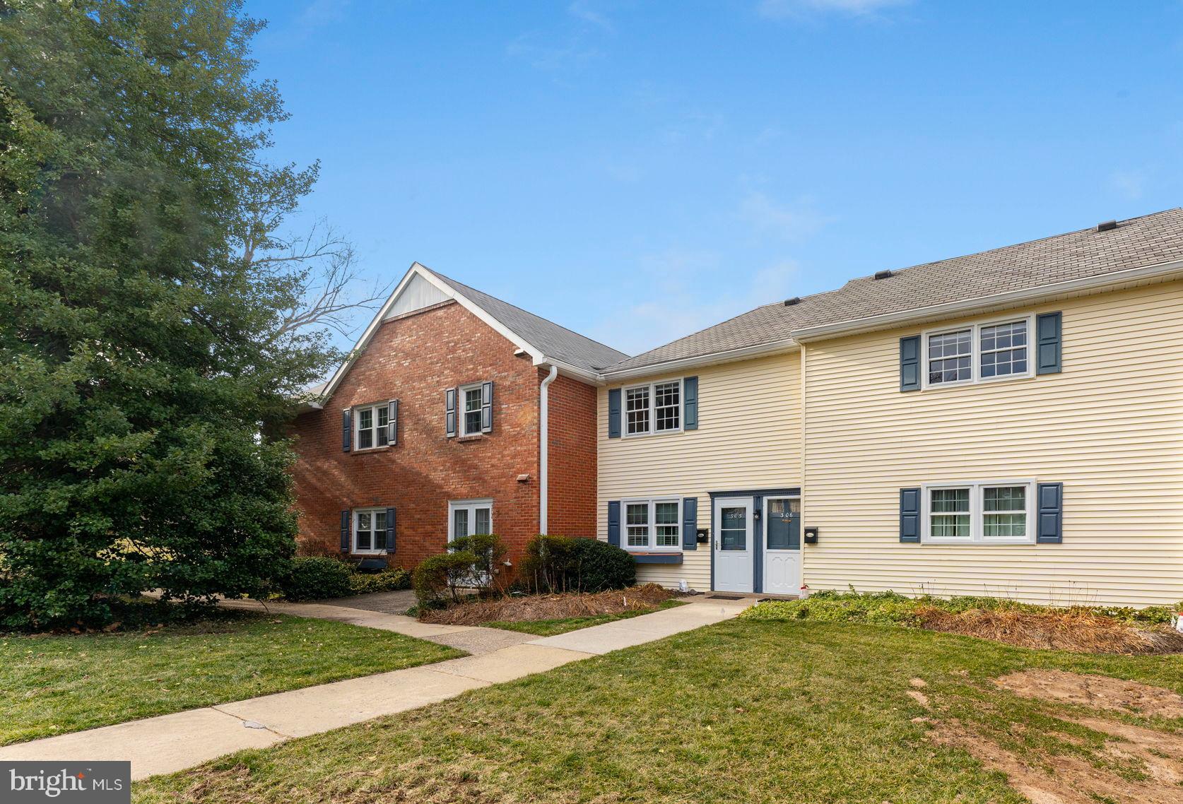 306 Yardley Commons Yardley, PA 19067 - Photo 2 of 27