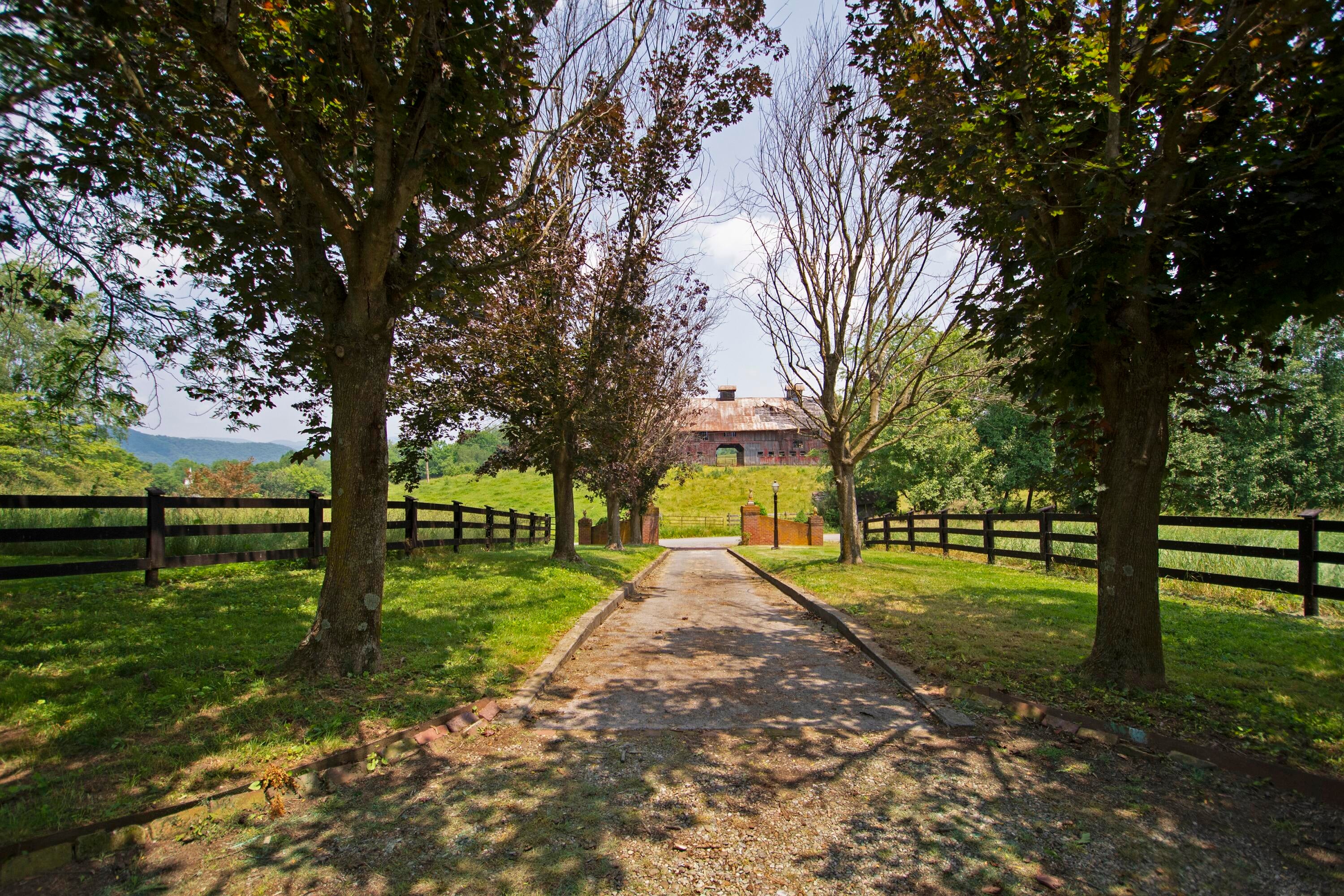 106 Creamery Road Pence Springs, WV 24962 - Photo 18 of 153 Gallery Image 18