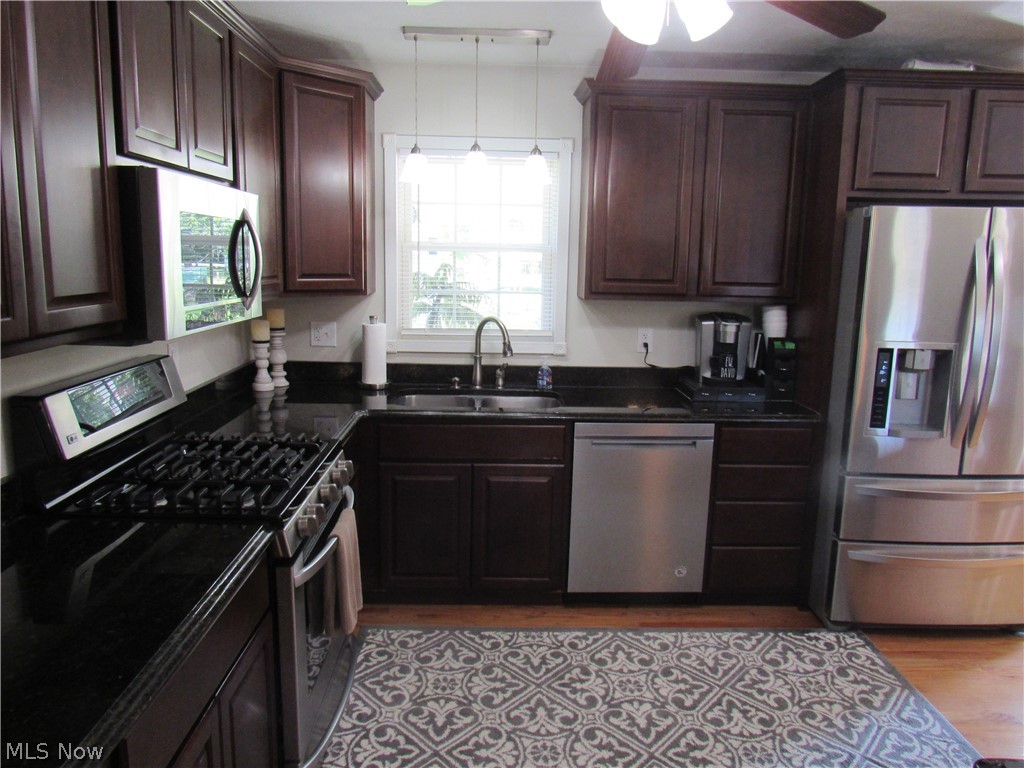 518 West Caston Road New Franklin, OH 44319 - Photo 20 of 33 Gallery Image 20