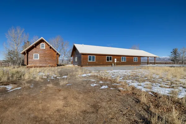 $2,500,000 | 2 Antelope Trail, Pinedale, WY 82941