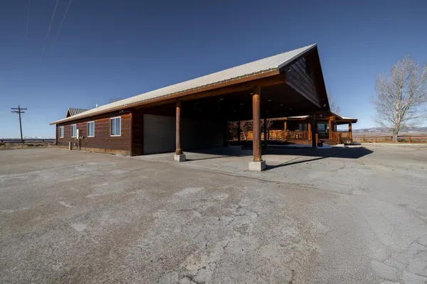 $2,500,000 | 2 Antelope Trail, Pinedale, WY 82941