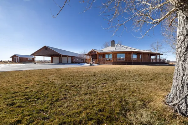 $2,500,000 | 2 Antelope Trail, Pinedale, WY 82941