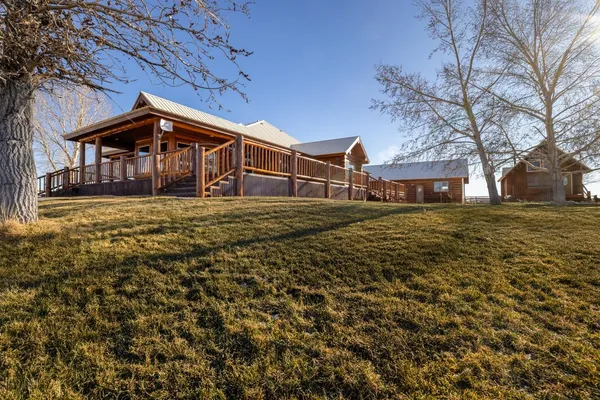 $2,500,000 | 2 Antelope Trail, Pinedale, WY 82941