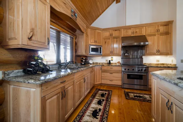 $2,500,000 | 2 Antelope Trail, Pinedale, WY 82941