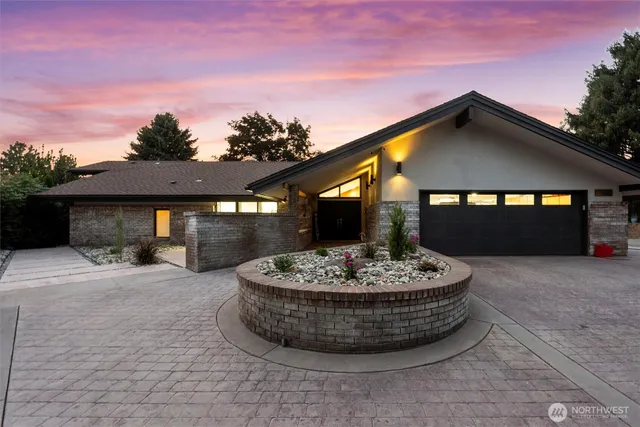 a view of a house with a patio