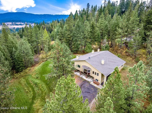 $1,745,000 | 7611 West Clemetson Road, Coeur D'Alene, ID 83814