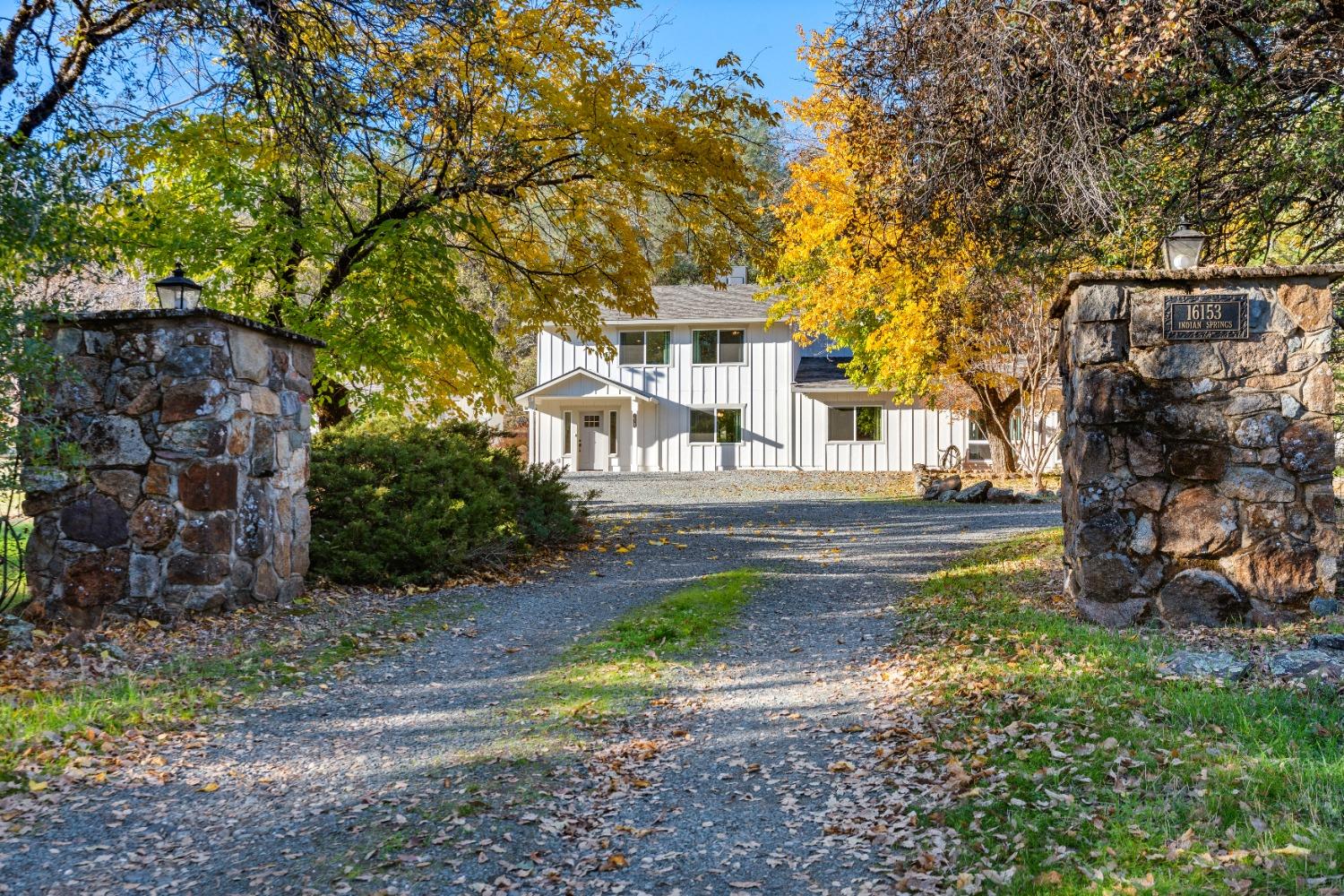 16153 Indian Springs Road Penn Valley, CA 95946 - Photo 5 of 64 a front view of a house with garden