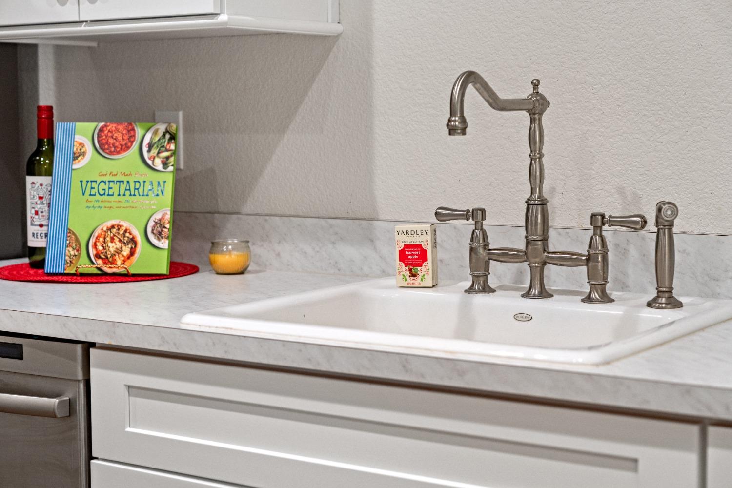 16153 Indian Springs Road Penn Valley, CA 95946 - Photo 58 of 64 a bathroom with a sink and a vanity