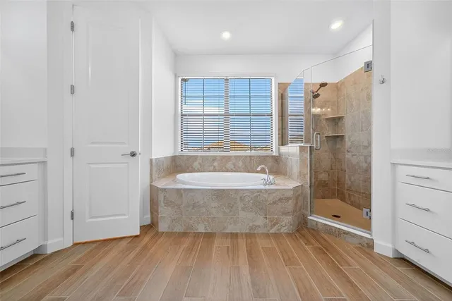 $985,000 | 4852 Coastal Days Lane, Bradenton, FL 34211