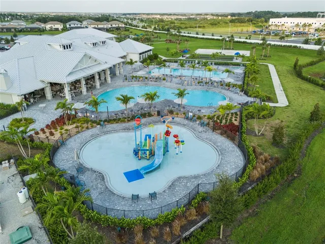 $985,000 | 4852 Coastal Days Lane, Bradenton, FL 34211