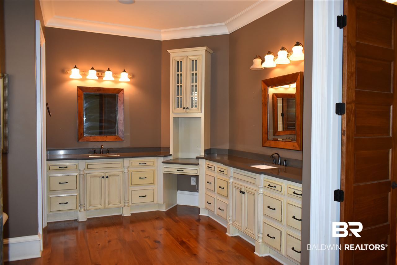 541 Falling Water Boulevard Fairhope, AL 36532 - Photo 20 of 48