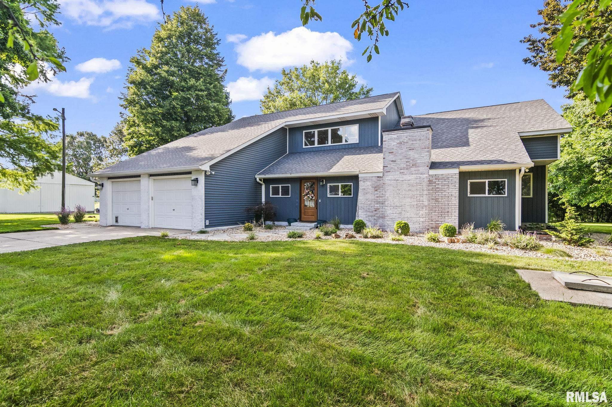 5037 Wesley Chapel Road New Berlin, IL 62670 - Photo 1 of 73