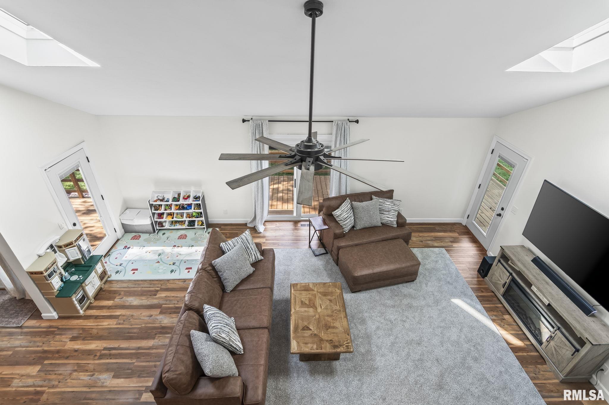 5037 Wesley Chapel Road New Berlin, IL 62670 - Photo 11 of 73