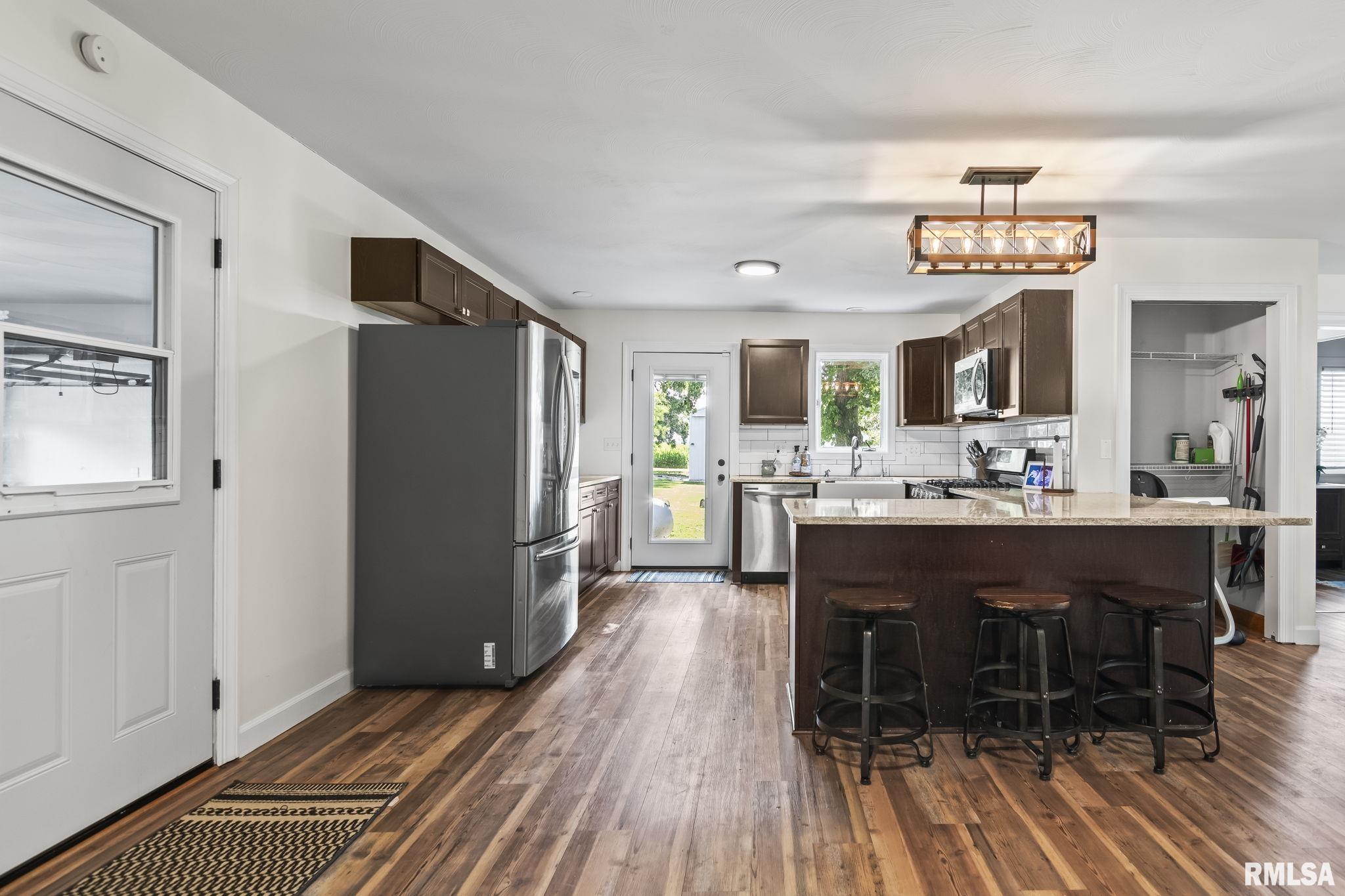 5037 Wesley Chapel Road New Berlin, IL 62670 - Photo 12 of 73