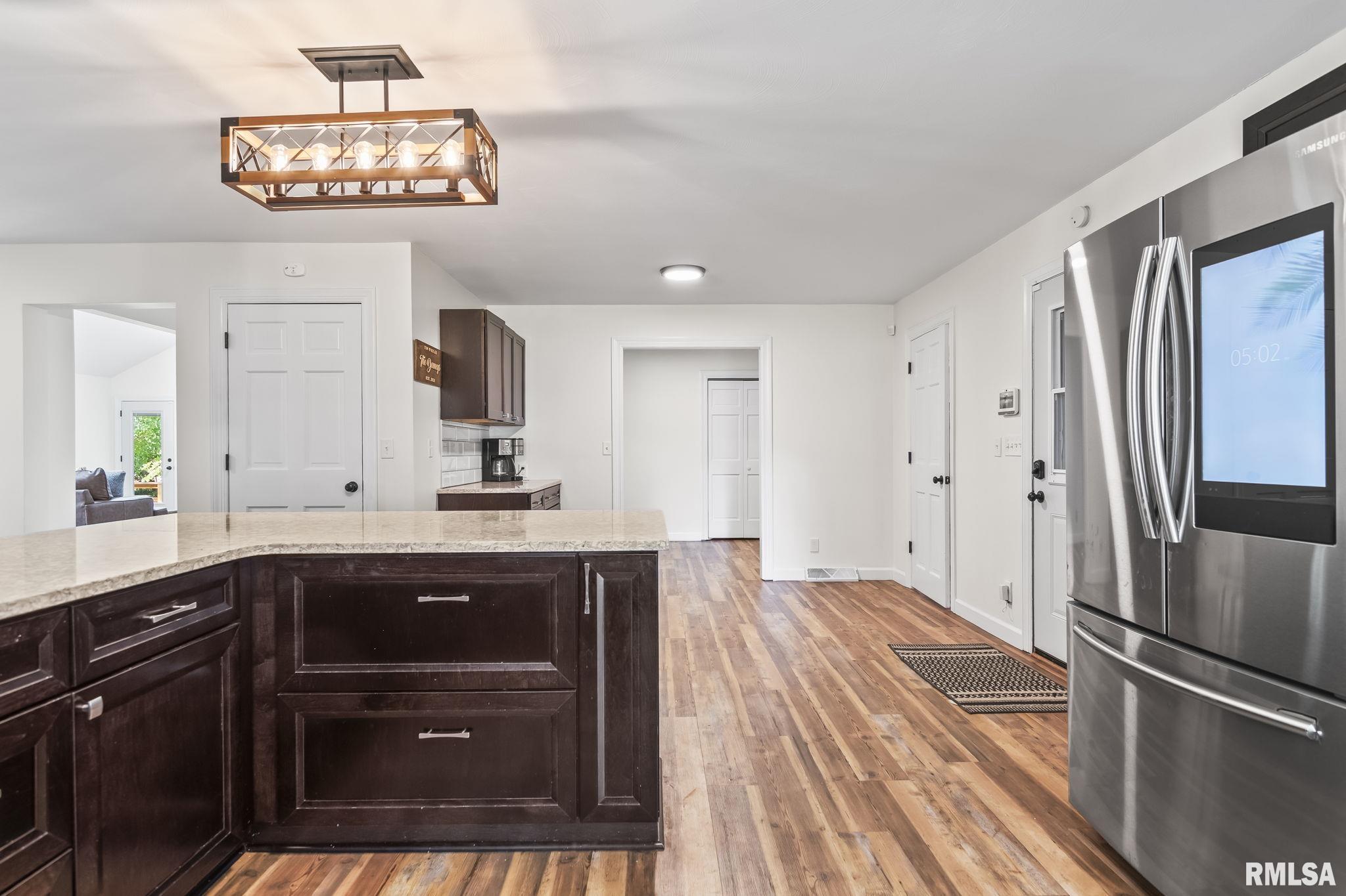 5037 Wesley Chapel Road New Berlin, IL 62670 - Photo 14 of 73