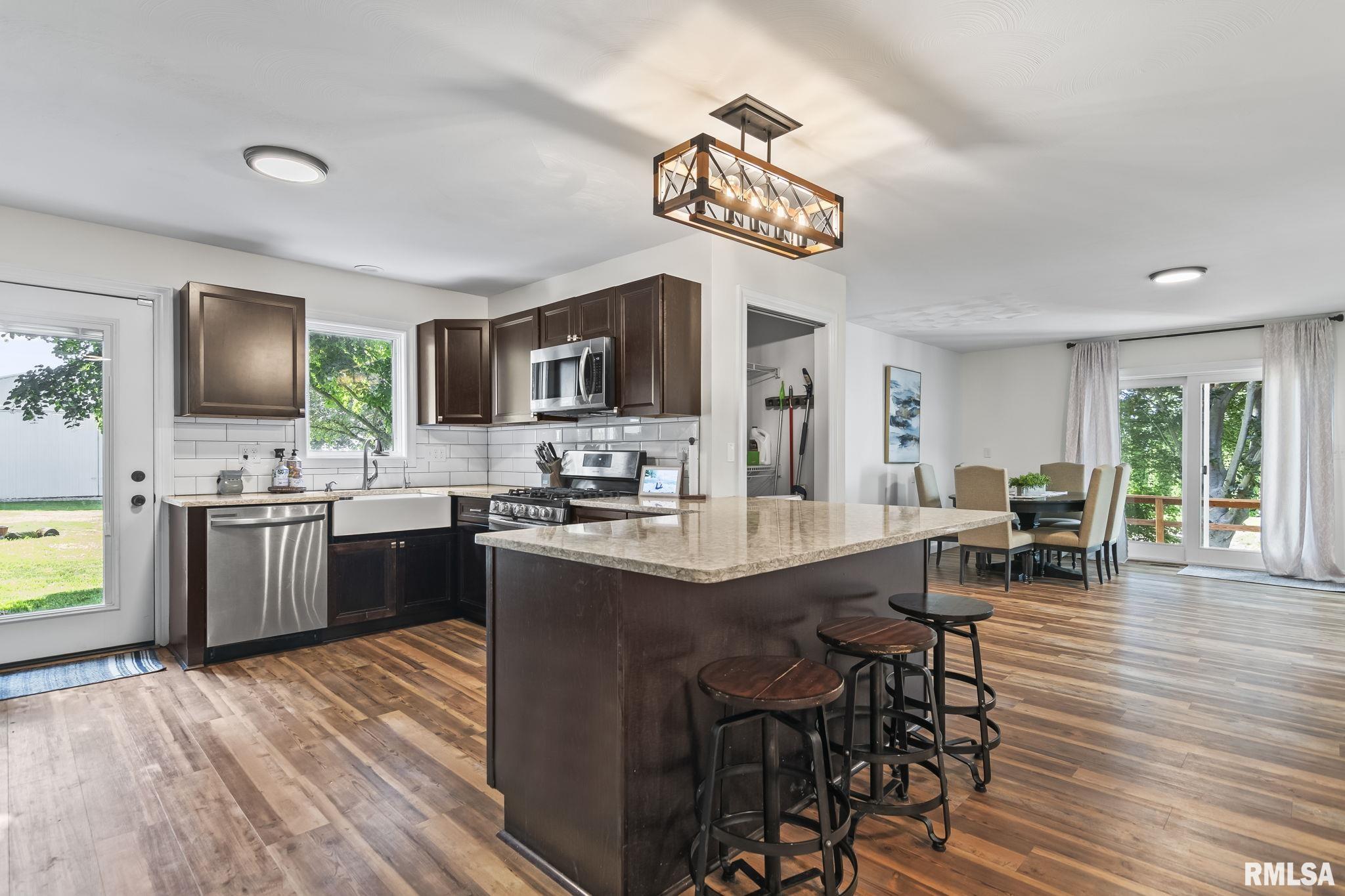 5037 Wesley Chapel Road New Berlin, IL 62670 - Photo 15 of 73