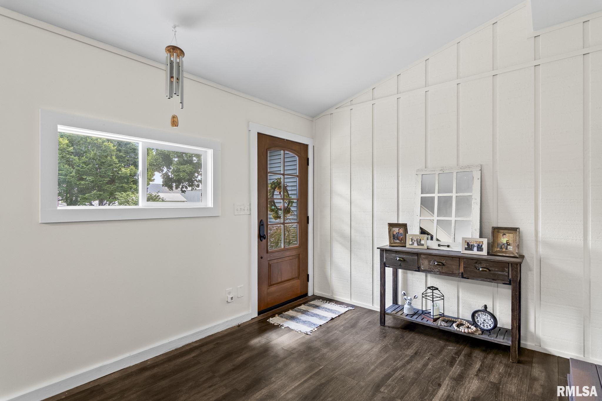 5037 Wesley Chapel Road New Berlin, IL 62670 - Photo 3 of 73