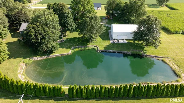 $699,900 | 5037 Wesley Chapel Road, New Berlin, IL 62670