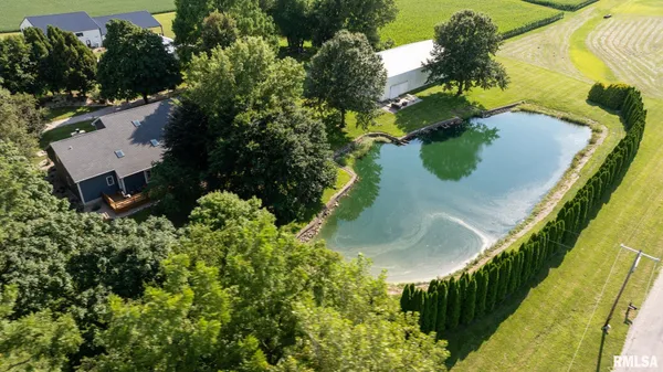 $699,900 | 5037 Wesley Chapel Road, New Berlin, IL 62670