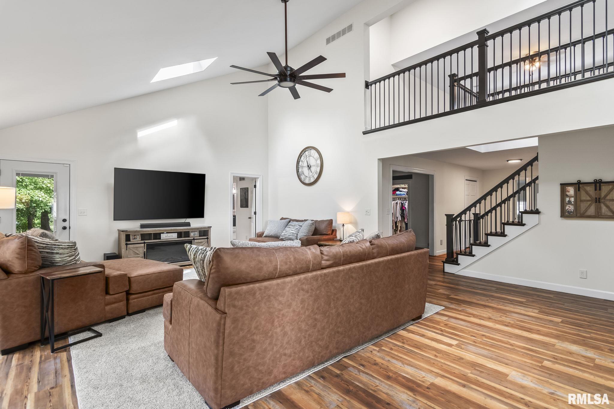 5037 Wesley Chapel Road New Berlin, IL 62670 - Photo 8 of 73