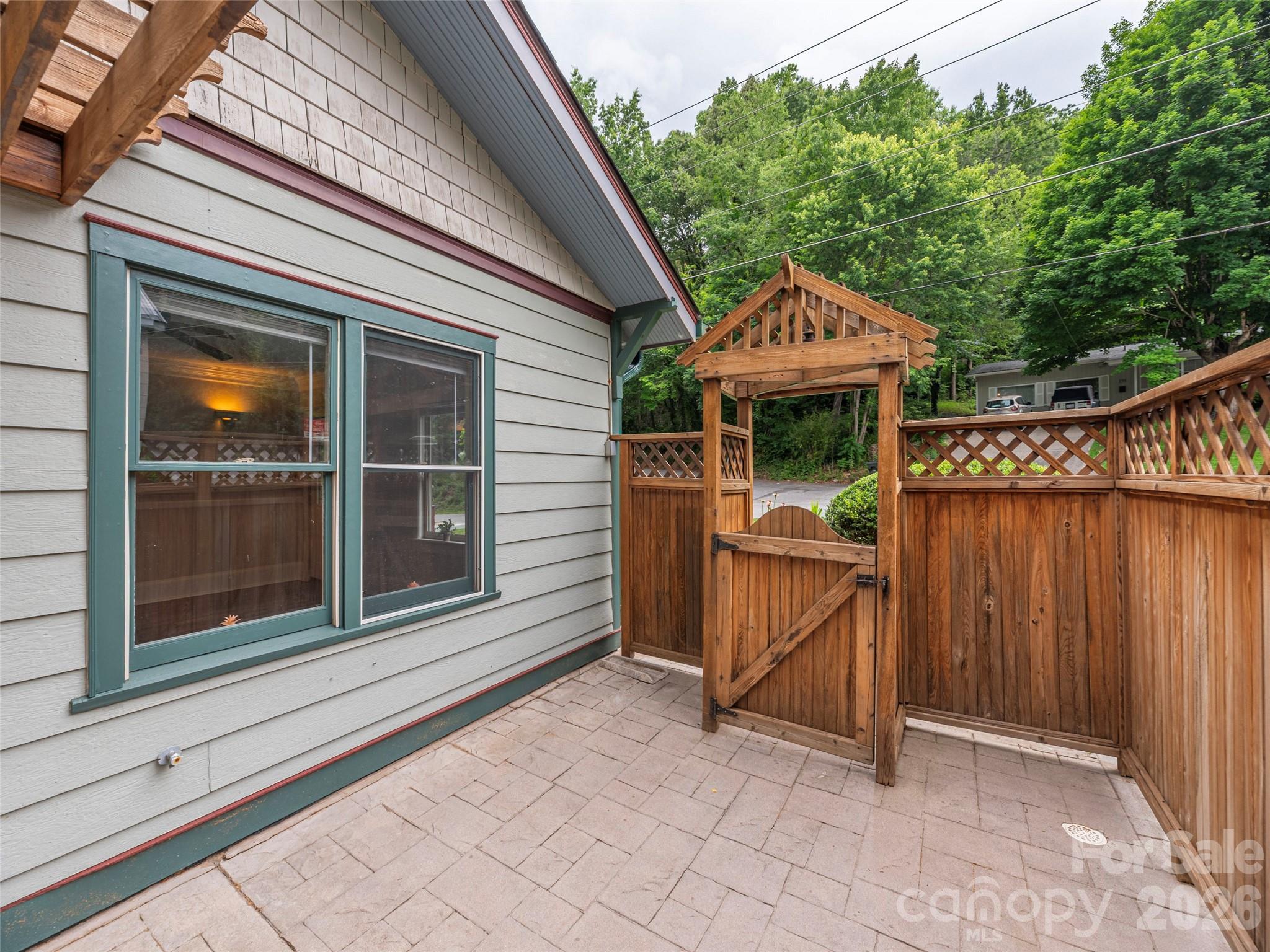 136 Assembly Street Waynesville, NC 28786 - Photo 27 of 36