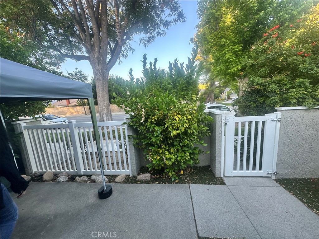 25711 Tournament Road Valencia, CA 91355 - Photo 12 of 16