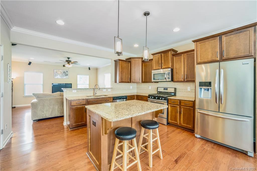 5830 Ringneck Road Charlotte, NC 28216 - Photo 8 of 21 Gallery Image 8
