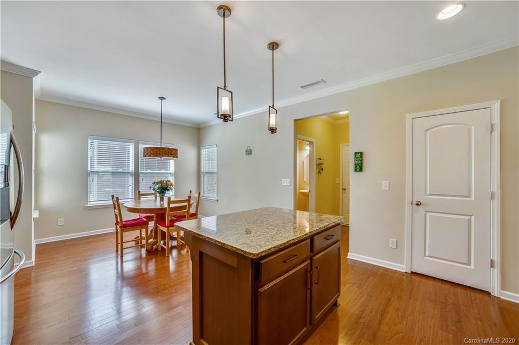 5830 Ringneck Road Charlotte, NC 28216 - Photo 9 of 21 Gallery Image 9