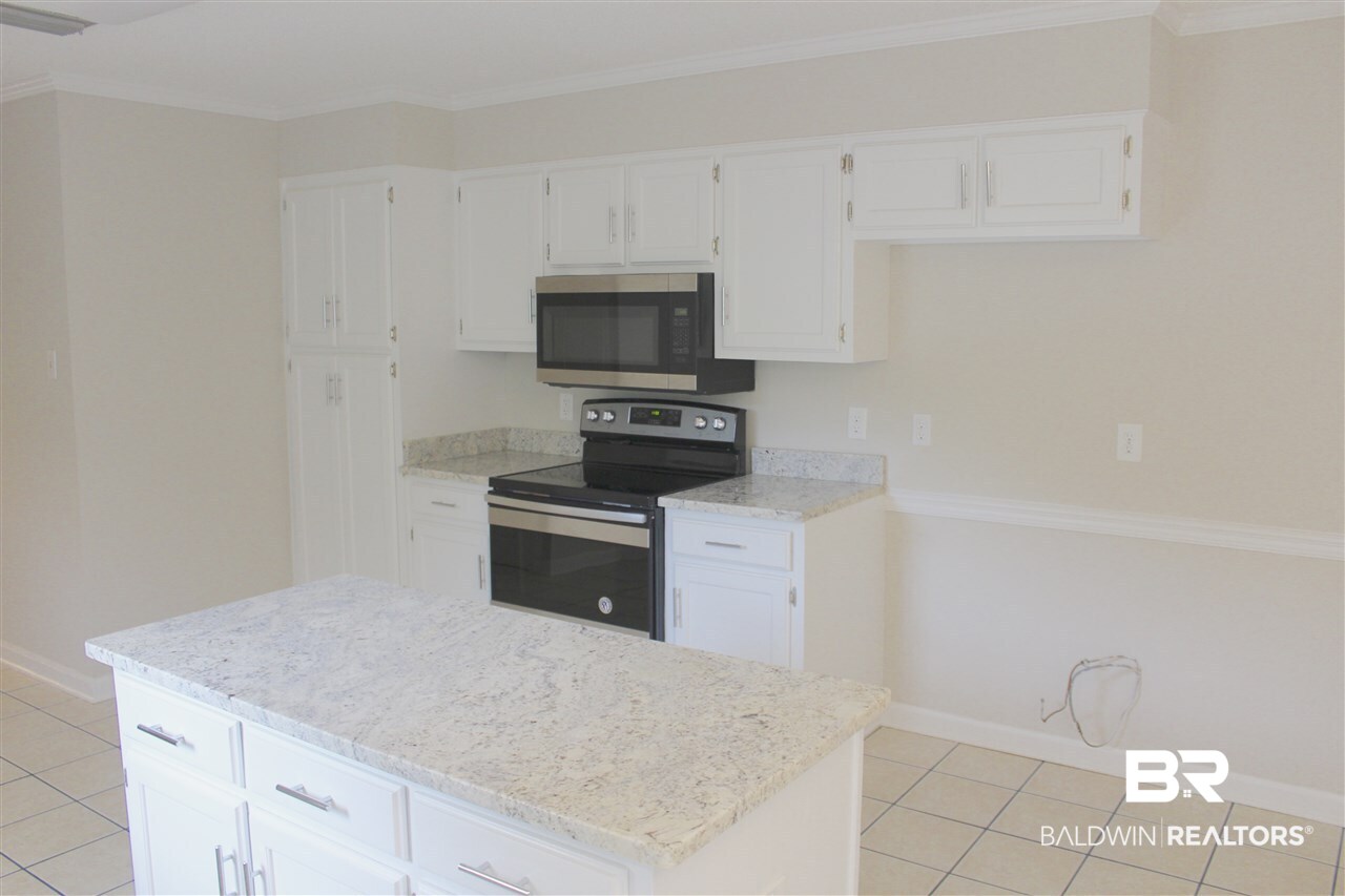 1101 Jonathan Court Mobile, AL 36695 - Photo 3 of 48 KITCHEN ISLAND