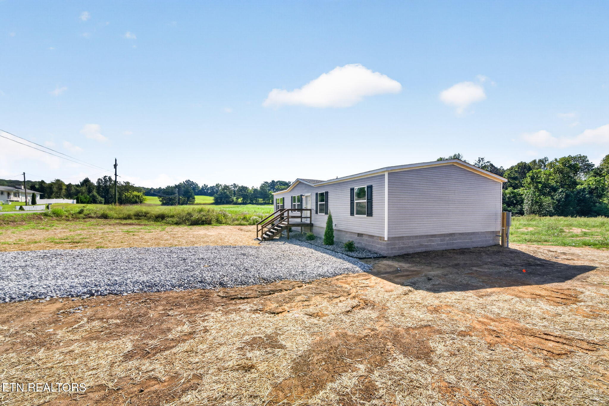 197 Petty Road Sparta, TN 38583 - Photo 23 of 30 13-web-or-mls-197 Petty Rd_048_TNPC